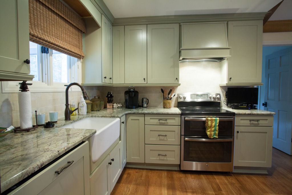 Pre-made Cabinets | Highlands Custom Cabinetry